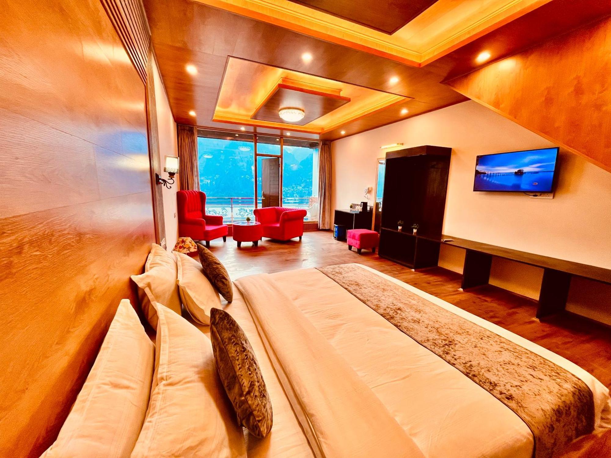 Naina Deventure Resort, Manali - Premium Rooms With Centrally Heated & Scenic View Экстерьер фото