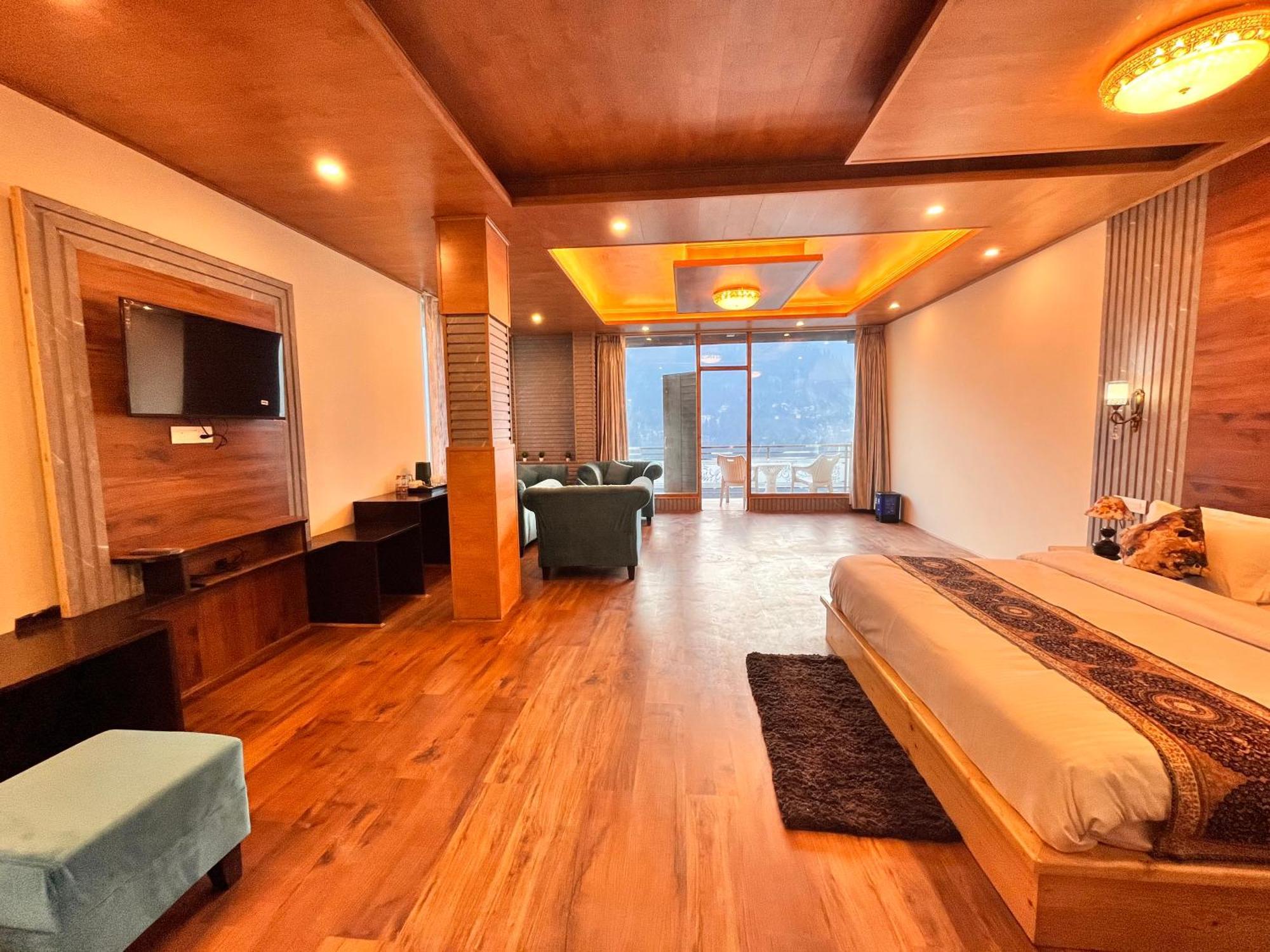 Naina Deventure Resort, Manali - Premium Rooms With Centrally Heated & Scenic View Экстерьер фото