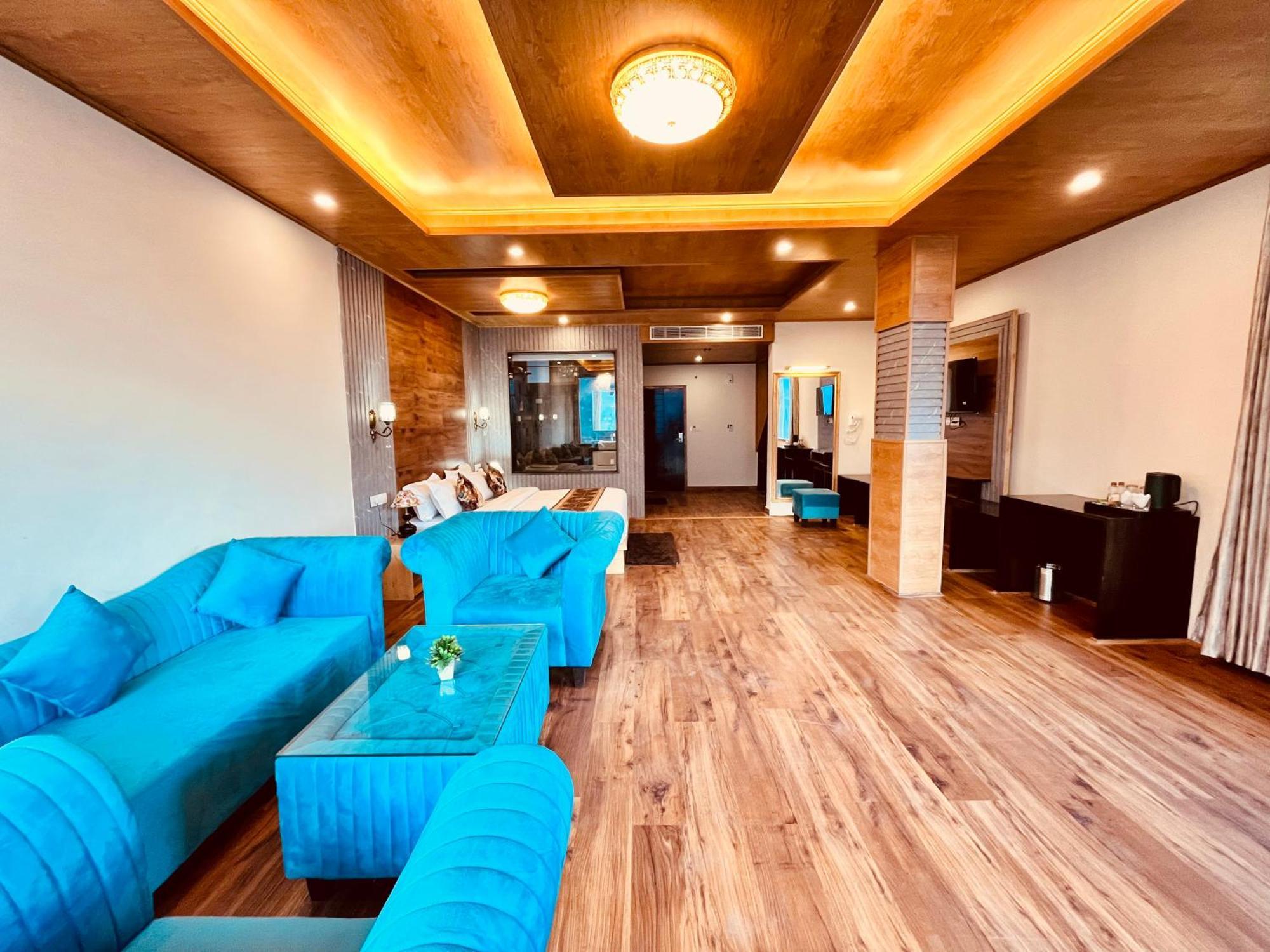Naina Deventure Resort, Manali - Premium Rooms With Centrally Heated & Scenic View Экстерьер фото